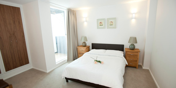 Bedroom in a serviced apartment